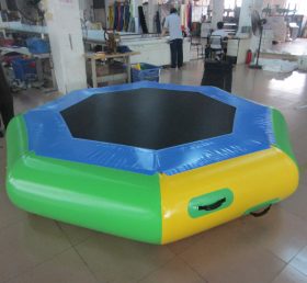 T10-225 Utendørs lekeplass trampoline Pvc materiale flytende blokk holdbar oppblåsbar vann trampoline